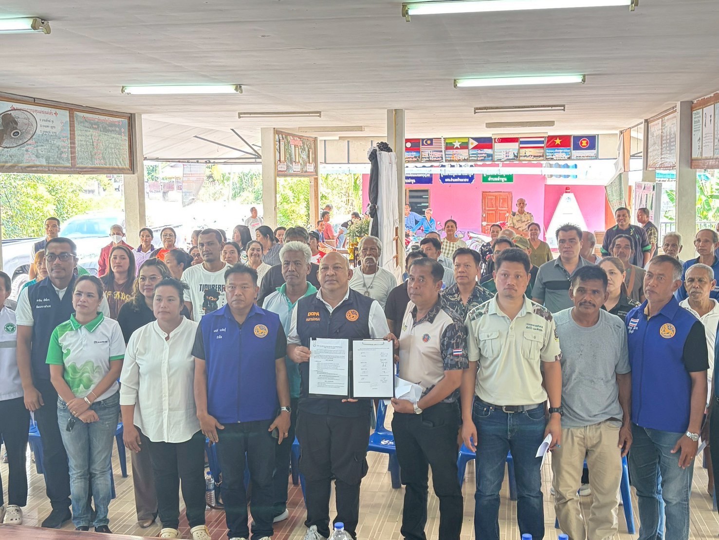 ประชุมประชาคมการบริหารจัดการน้ำในพื้นที่ลุ่มน้ำคลองลำพูน